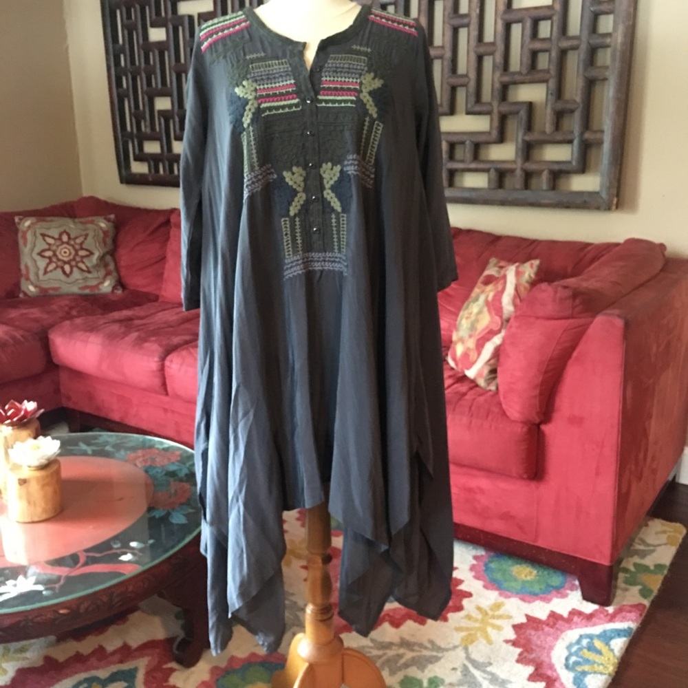 Free People ↠ Embroidered Silk Dress ↠ X-Small